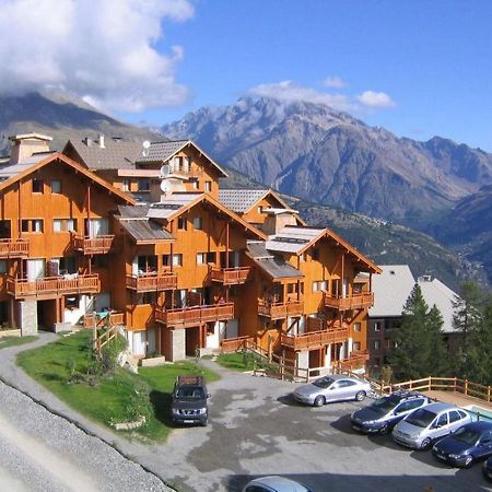 Apartamento Locabed Le Hameau Des Ecrins Puy-Saint-Vincent Exterior foto