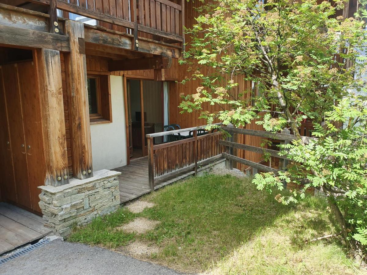 Apartamento Locabed Le Hameau Des Ecrins Puy-Saint-Vincent Exterior foto