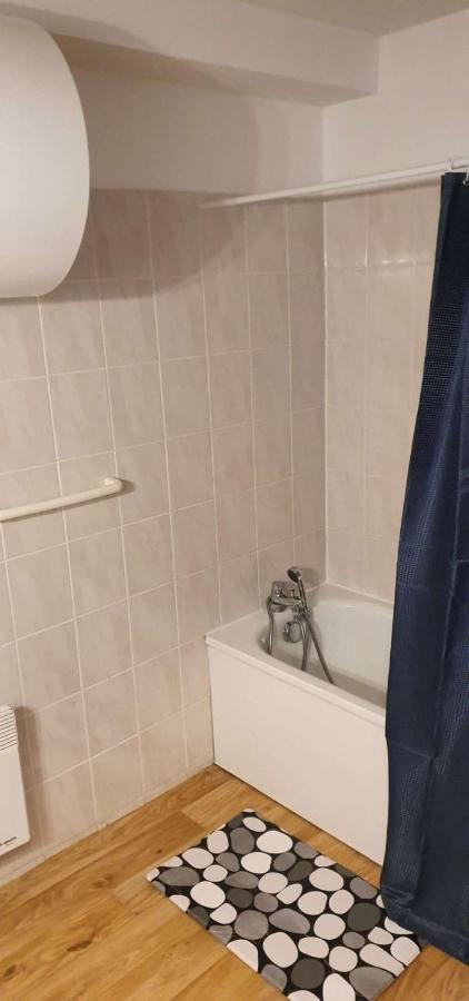 Apartamento Locabed Le Hameau Des Ecrins Puy-Saint-Vincent Exterior foto