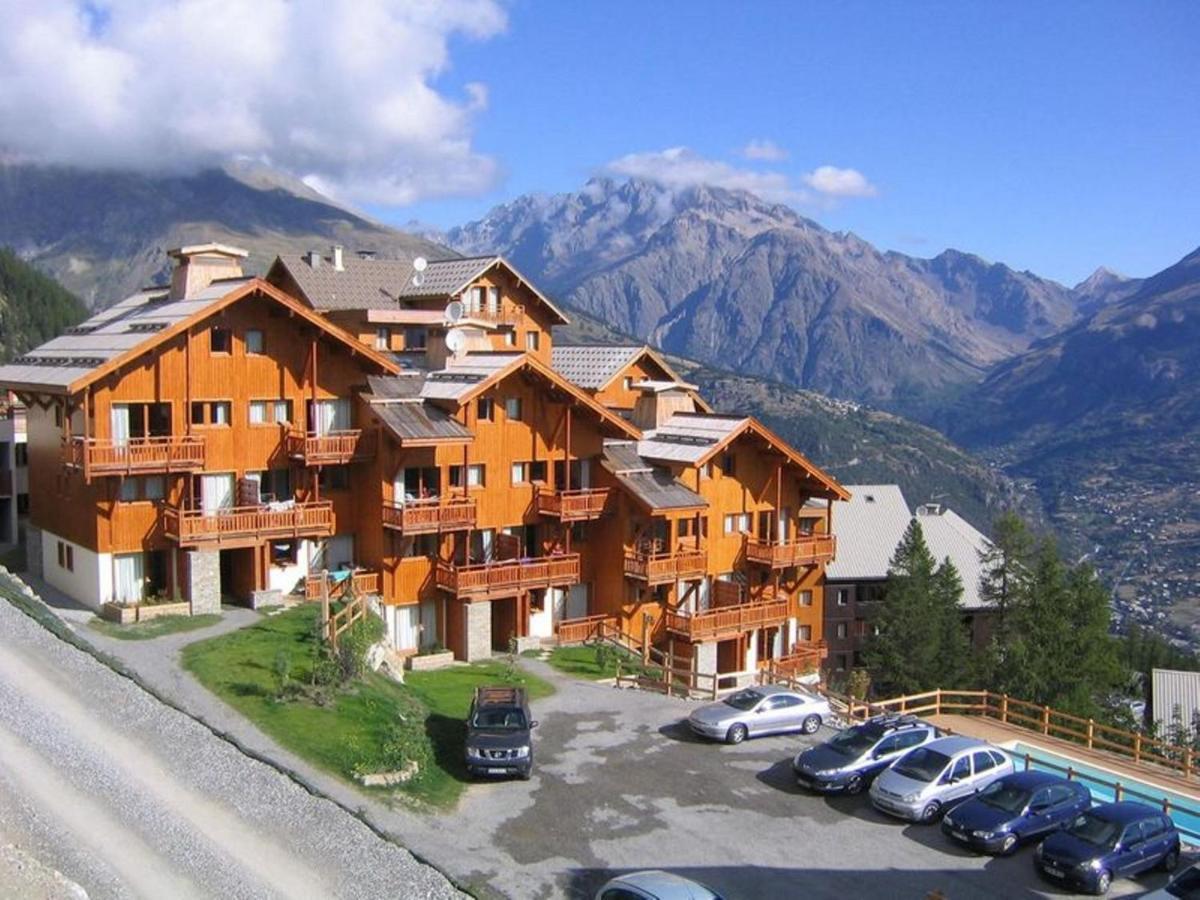 Apartamento Locabed Le Hameau Des Ecrins Puy-Saint-Vincent Exterior foto