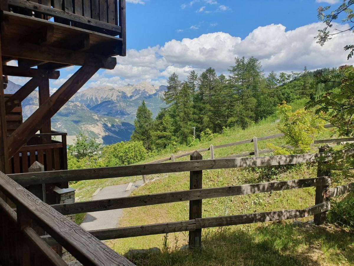 Apartamento Locabed Le Hameau Des Ecrins Puy-Saint-Vincent Exterior foto
